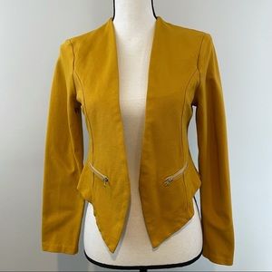 Charlotte Russe Mustard Yellow Cropped Tapered Pointed Front Moto Jacket